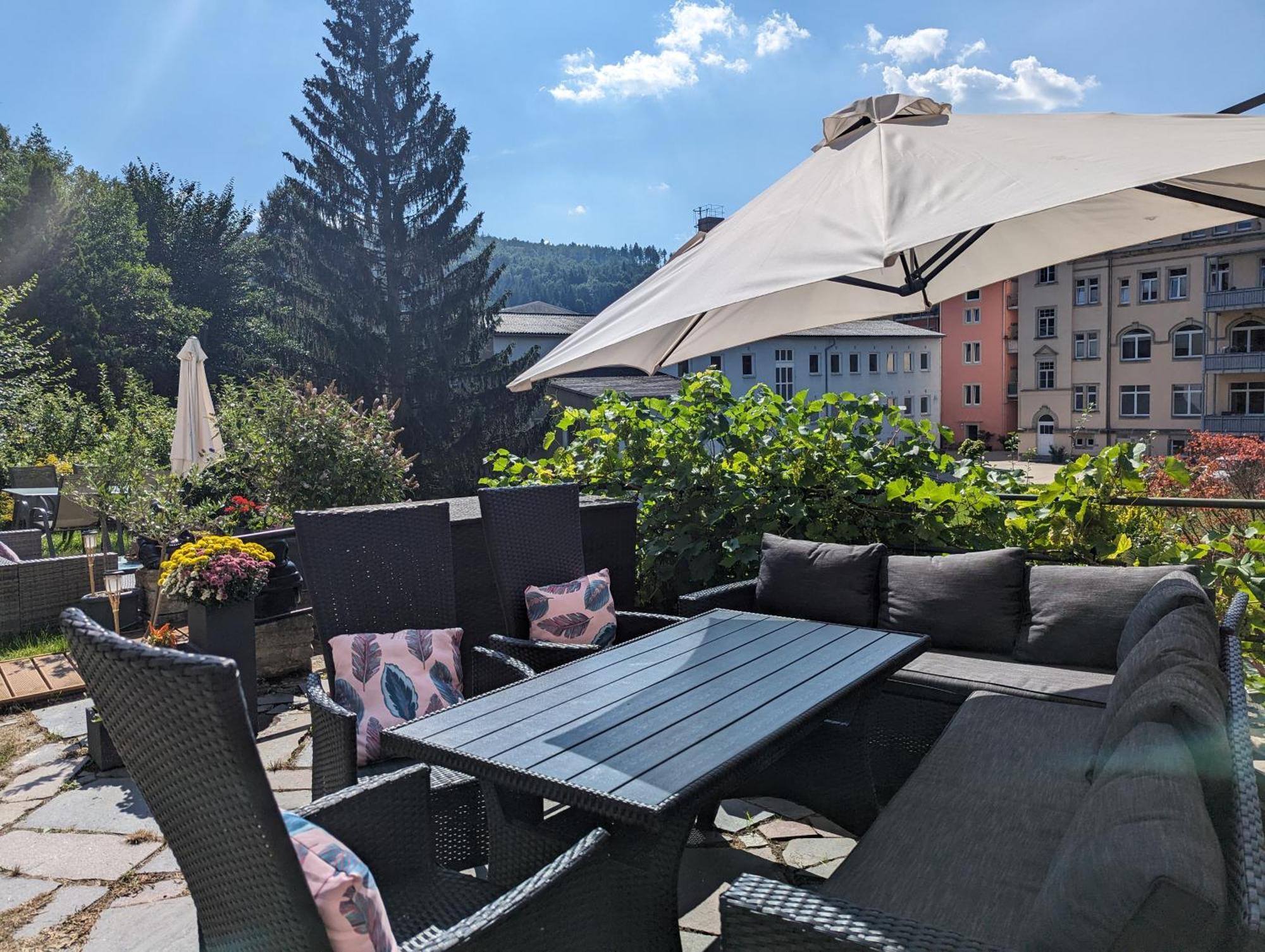 Famzi - Urlaubsmagie - Familienwohnung Mit Gemeinschaftsgarten, -Sauna & -Pool Sebnitz Εξωτερικό φωτογραφία