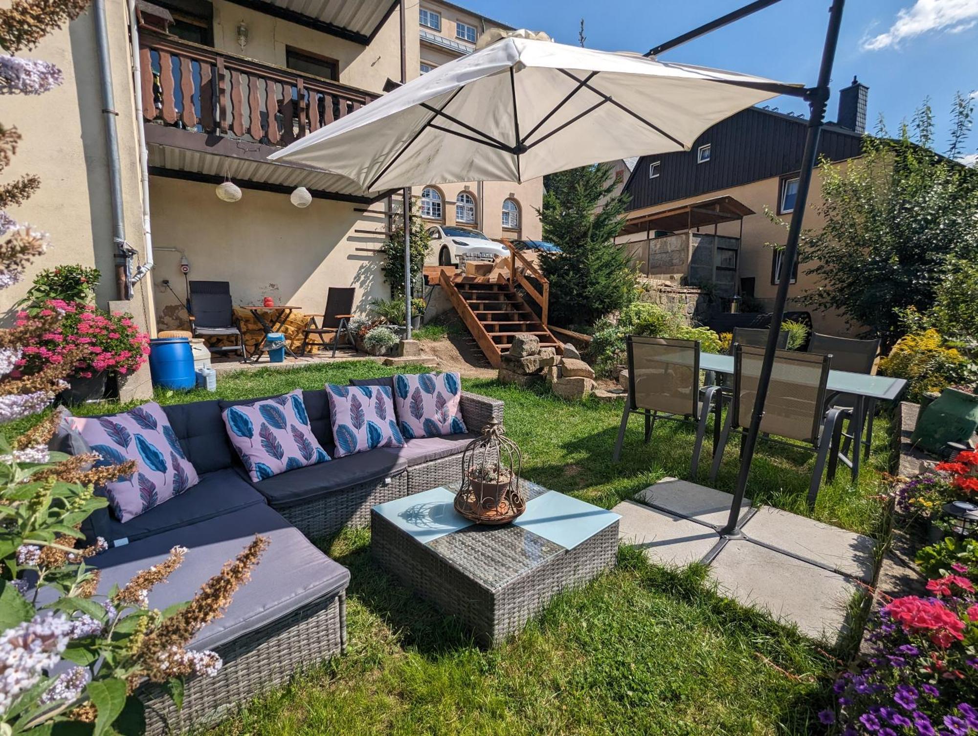 Famzi - Urlaubsmagie - Familienwohnung Mit Gemeinschaftsgarten, -Sauna & -Pool Sebnitz Εξωτερικό φωτογραφία