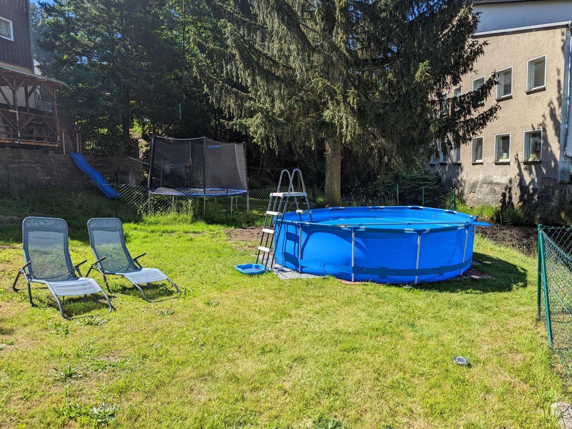Famzi - Urlaubsmagie - Familienwohnung Mit Gemeinschaftsgarten, -Sauna & -Pool Sebnitz Εξωτερικό φωτογραφία