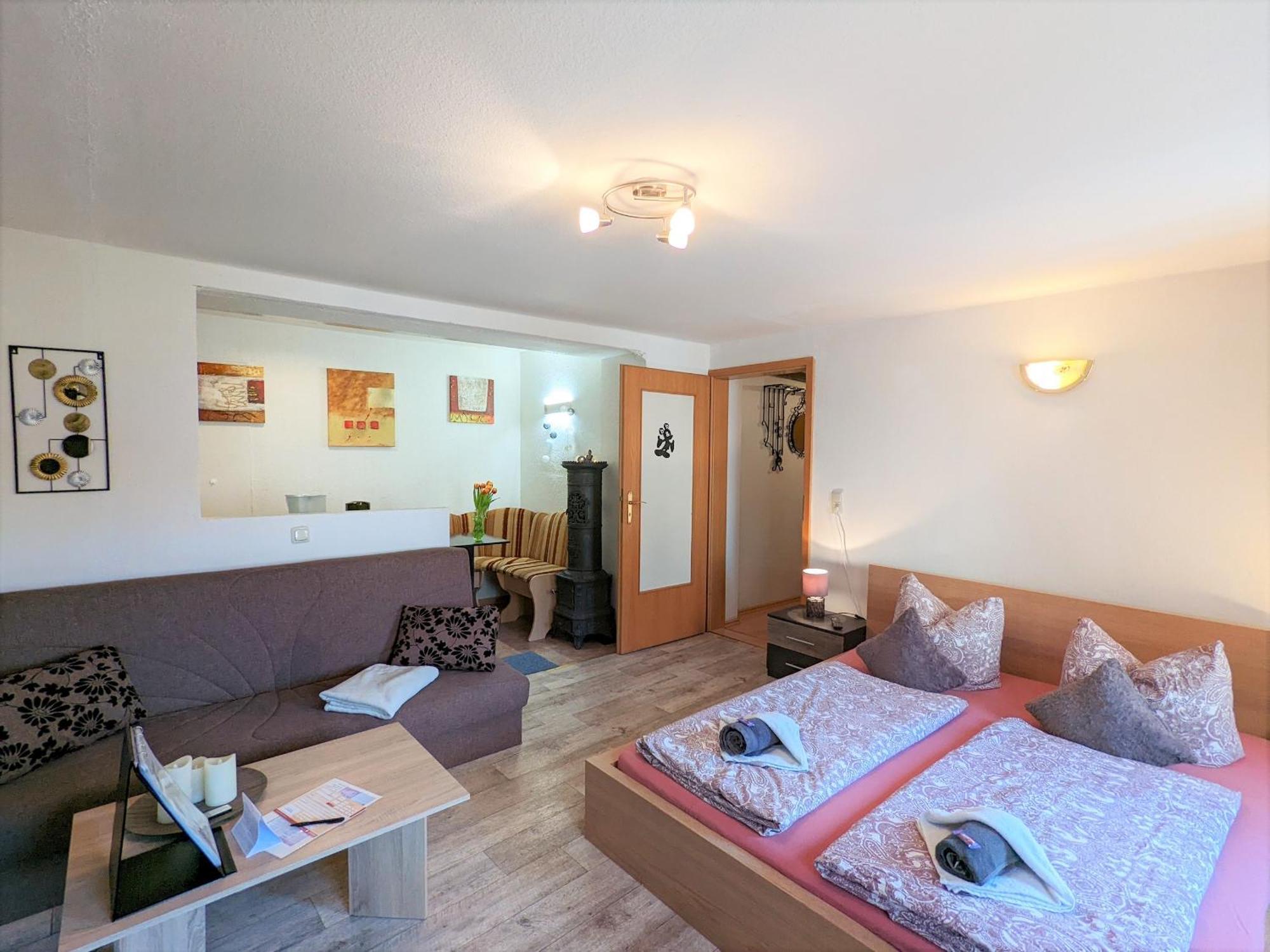 Famzi - Urlaubsmagie - Familienwohnung Mit Gemeinschaftsgarten, -Sauna & -Pool Sebnitz Εξωτερικό φωτογραφία