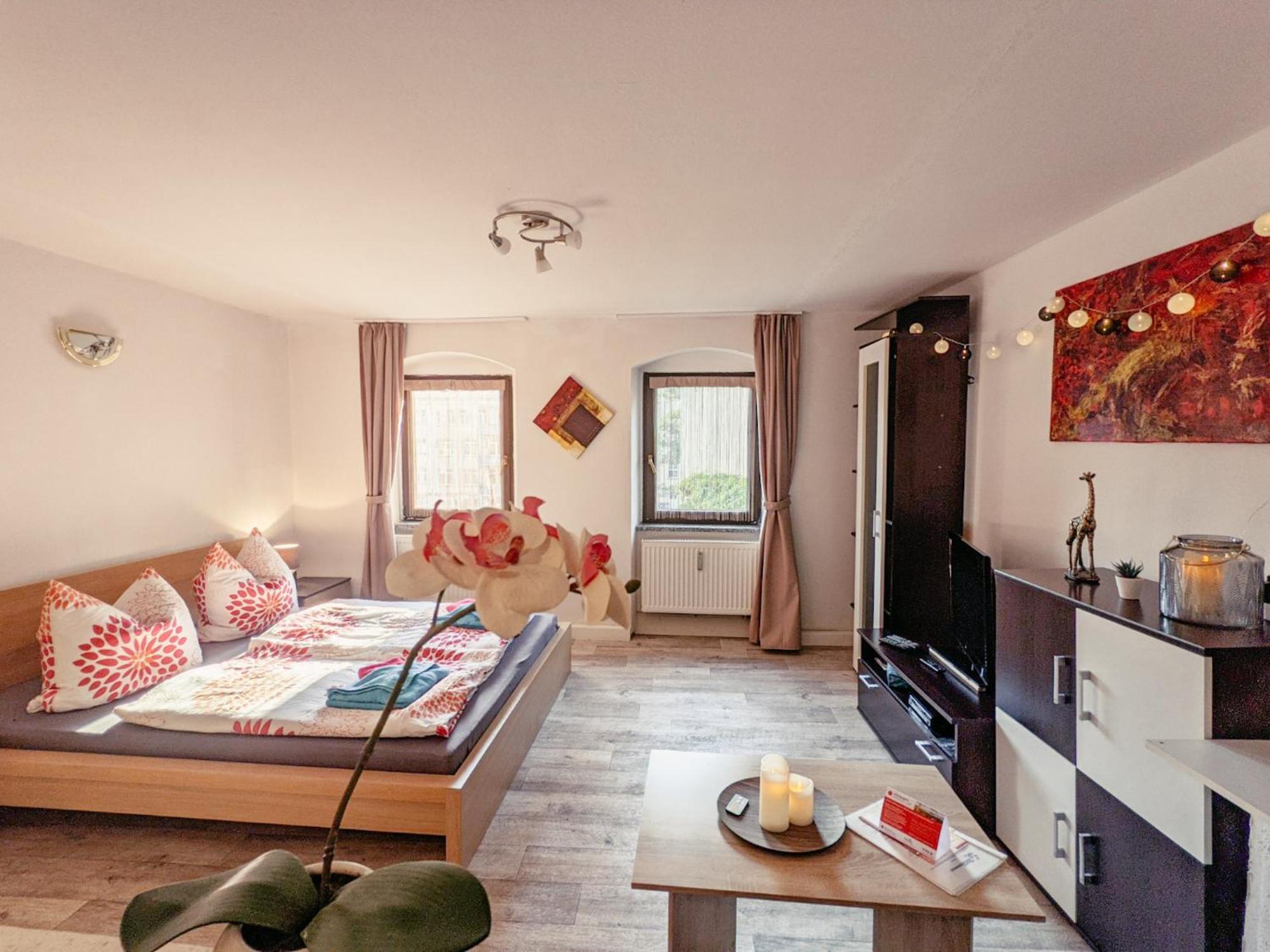 Famzi - Urlaubsmagie - Familienwohnung Mit Gemeinschaftsgarten, -Sauna & -Pool Sebnitz Εξωτερικό φωτογραφία